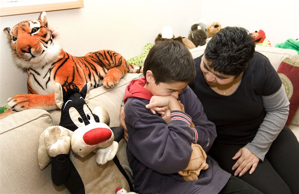 Ouders van kinderen met een beperking worden vaak van het kastje naar de muur gestuurd #pgb #jeugdwet demonitor.kro-ncrv.nl/artikelen/rege…