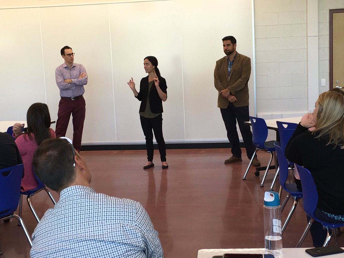 ThomasRalston2's tweet photo. @Avonworthschool MS focused on the teen brain and how to support student success with @PittTweet profs. #sel #middleschool #brainhub @HeinzEndow @KidsburghPgh https://t.co/qMemDe0pPo