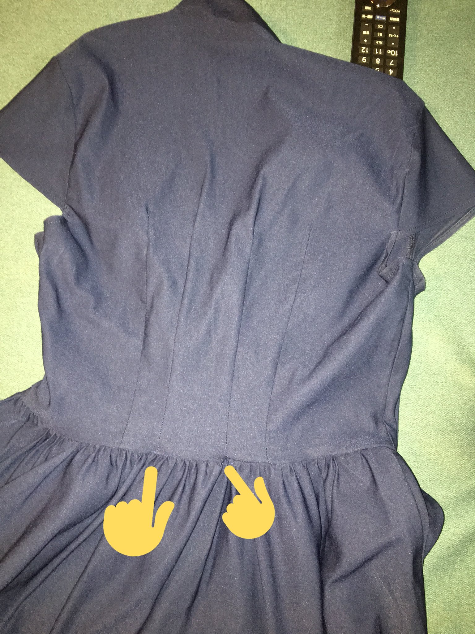 ひ 着画載せるの恥ずかしいのでサブ垢で Pinup Closet さんのモリーンワンピースｍサイズです 皆さんの レポ見て大きいのを覚悟して待ってたら やっぱり大きくて でも着たかったから初めて自分でお直ししてみました スペックは身長154バスト87です