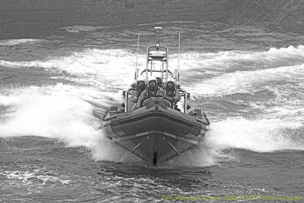 Porthleven Lifeboat Day 2018
#penleelifeboat #rnli #savinglivesatsea #respectthewater #floattolive #cornwall #newlyn #newlynharbour #volunteers #atlantic85 #alwaysoncall #canonphotography #canonuk