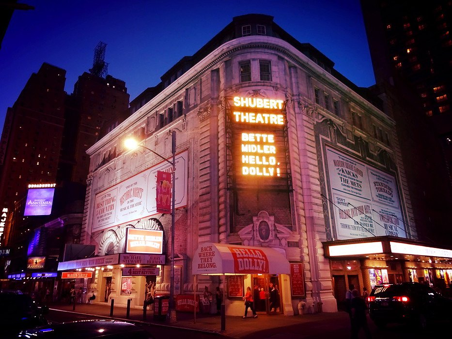 We'll miss that light over Broadway ✨ A few more chances to see <a href="/BetteMidler/">Big Bette</a> in #HelloDolly! hellodollyonbroadway.com