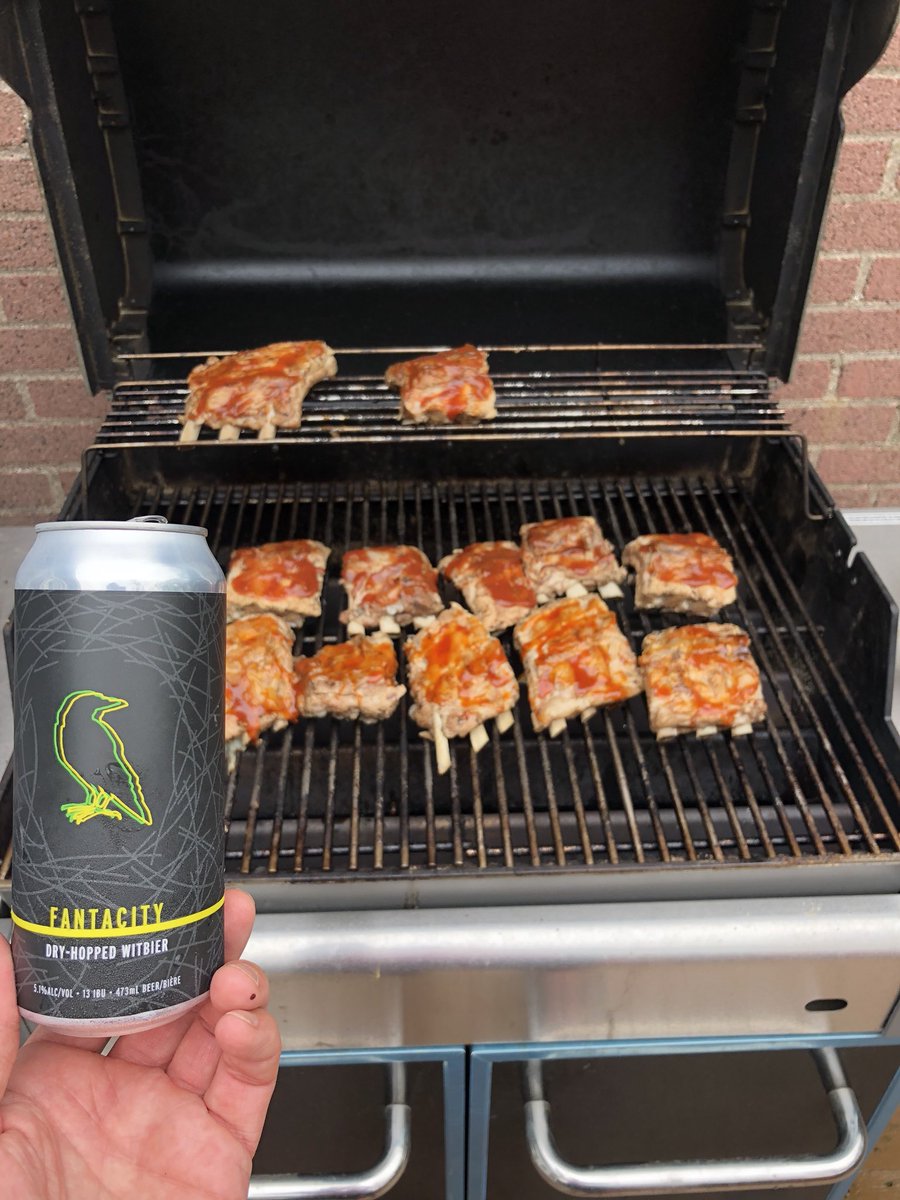 jim_crafty's tweet photo. #grillingribs and drinking a #fantacity from @2CrowsBrewing in good ol Sin John’s. Great beer, great city, (hopefully) great food......who knows 🤷‍♂️ @SubaruBOY @Toddperrin @luvmalbec @NewfieScumbag @dglangdon @brian_daze https://t.co/w1bTdu3mcH