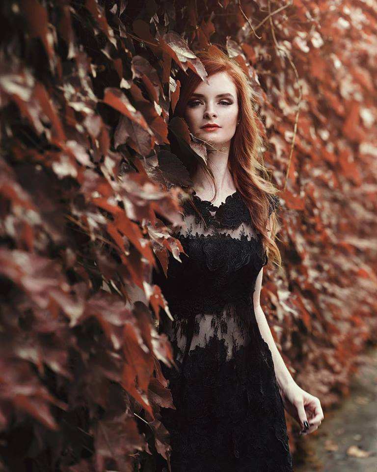IllusionsSalons's tweet photo. 🍂We woke up this morning with the smell of #Fall 🧡🧡
🍁 68 degrees in August😍, we're officially ready for Fall. Can anyone else relate? #IllusionsDMV #Falling #fallhair #falltrend #auburn #ginger 
....
MUA: Ciera Beckman 
IG @Cierastylesdc 
Hair: Megan Torr
IG @megantorr_hair https://t.co/znC8UwilKR