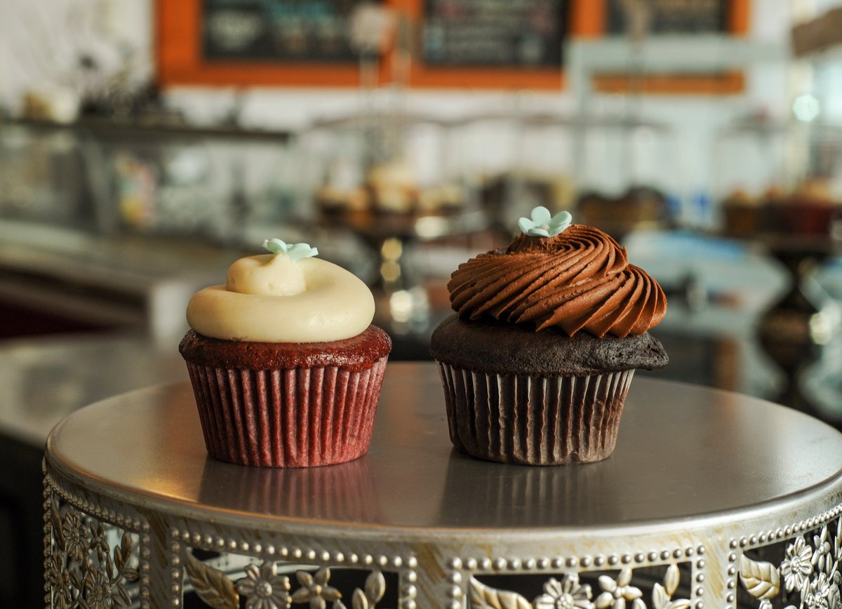 Cupcakes Actually tweet media