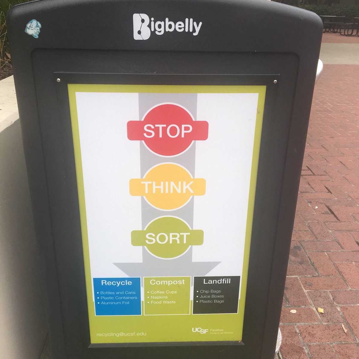 lily_wong3's tweet photo. Seen at UCSF! Education happens both to train future medical professionals AND for the environmental future! Proud to live in #sanfrancisco where our city is committed to recycling and composting!
#sfenvironment #ucsf #composting #greening #recycling https://t.co/U5jQ9oEUey