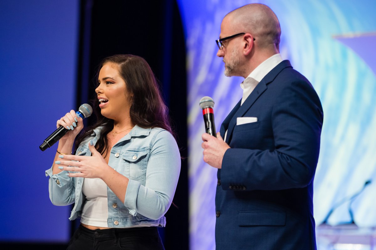 PremiereBird's tweet image. #PremiereCeleb #MirandaMay #PremiereProgram