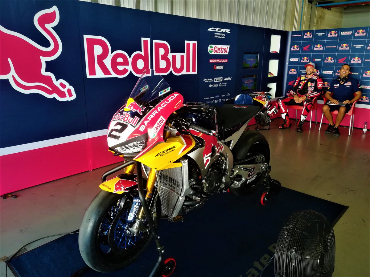 AIAPortimao's tweet image. WorldSBK | TESTES OFICIAIS

Terminado o primeiro dia de testes oficiais para o Mundial de Superbike.

Os pilotos mais rápidos foram:

1 @MarcoMelandri33 1.42.324
2 @XaviFores +0.532
3 @jonathanrea +0.537

#AIA #PortimaoWorldSBK #testthelimits