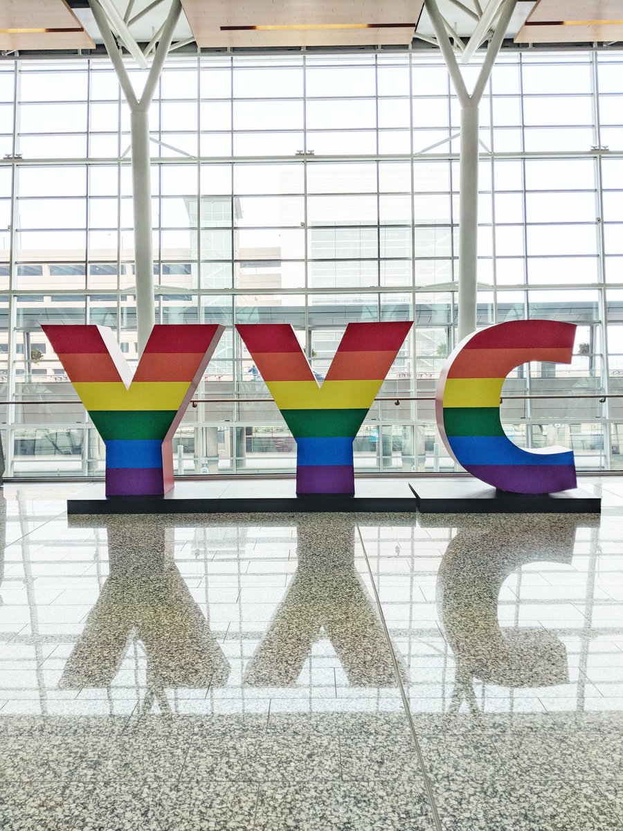 .<a href="/FlyYYC/">YYC Calgary Airport</a> has gone rainbow for <a href="/CalgaryPride/">Calgary Pride</a>. I like it!

#capturecalgary