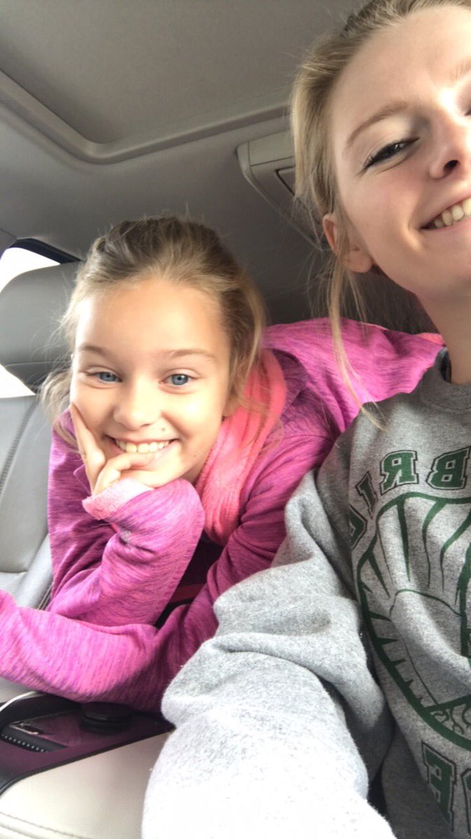 smiles1653's tweet photo. I cannot believe my (biggest) little sister is TEN today 😭❤️ These last 10 year’s went too fast 😅Happy birthday Madison! Love &amp; miss you! 💗 https://t.co/8dt0mdxChg