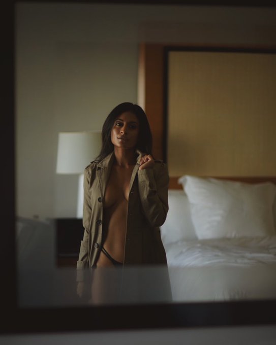 Got you on my mind. ✨ https://t.co/dpYHEbzCaX<a href="/tag/night"class="tags"><span>#night</span></a><a href="/tag/sweetdreams"class="tags"><span>#sweetdreams</span></a>