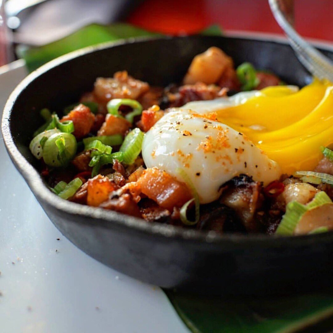 tinyvictoryrva's tweet photo. Sisig: fatty, crispy, tender pork all at the same time...and that egg though...come get you some. We open at 5. #rvadine #rva https://t.co/hRoAcgOeXX