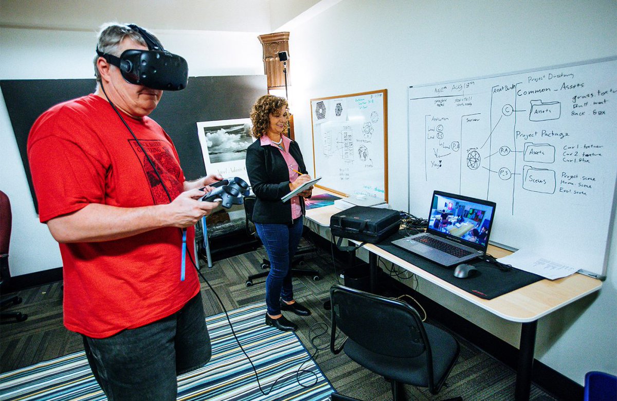 GlimTechAR's tweet photo. Big thanks to the @EugeneWeekly for covering our VR project! https://t.co/54ZGiKFBt6 #VR https://t.co/t6Oe1744vv