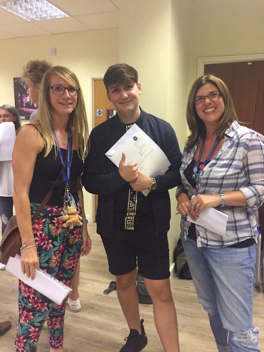 Mark Gilders tweet media