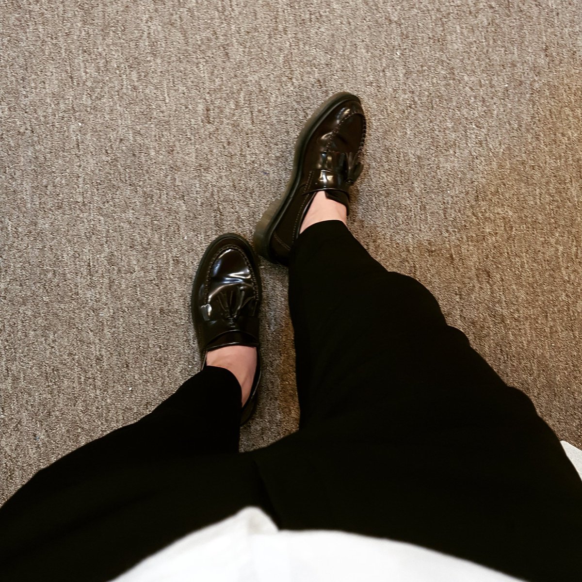 Poo99294738's tweet photo. スーツ
毎日着すぎてあきちゃったー
早く仕事やめよ https://t.co/IjucA2qnHP