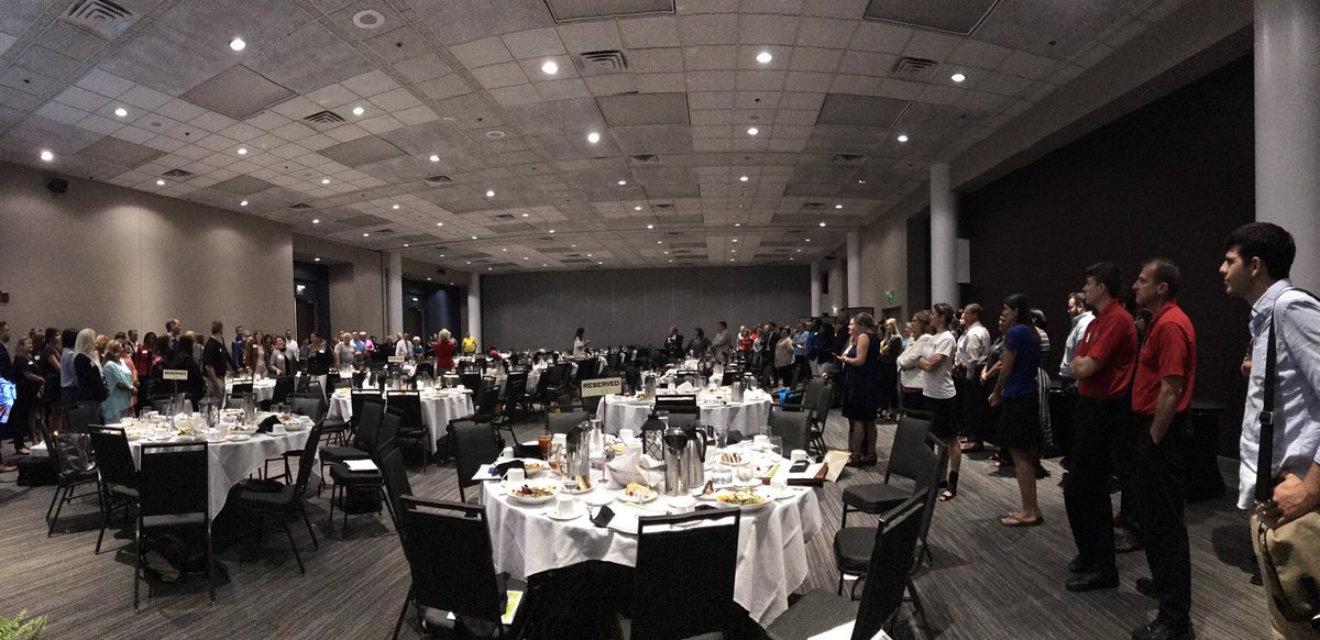 GvilleChamber's tweet photo. Seats are overrated @ the Business Growth Expo! #KeyToGrowth18 https://t.co/L3lP3WOUCg