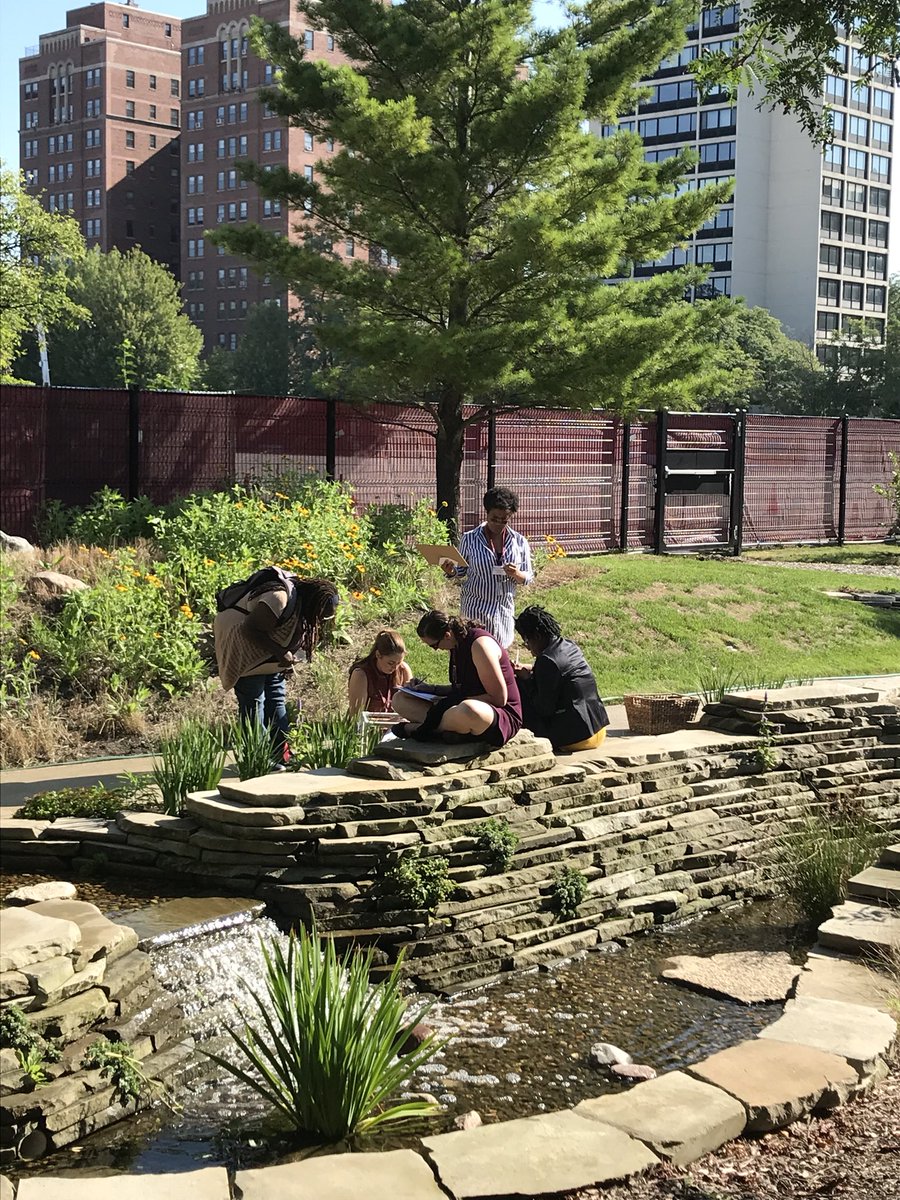 pezzettinos's tweet image. Parts of a Whole in the OC with @UCLSExtendedDay experiencing ecological thinking through a diversity of perspectives.  #eshlab