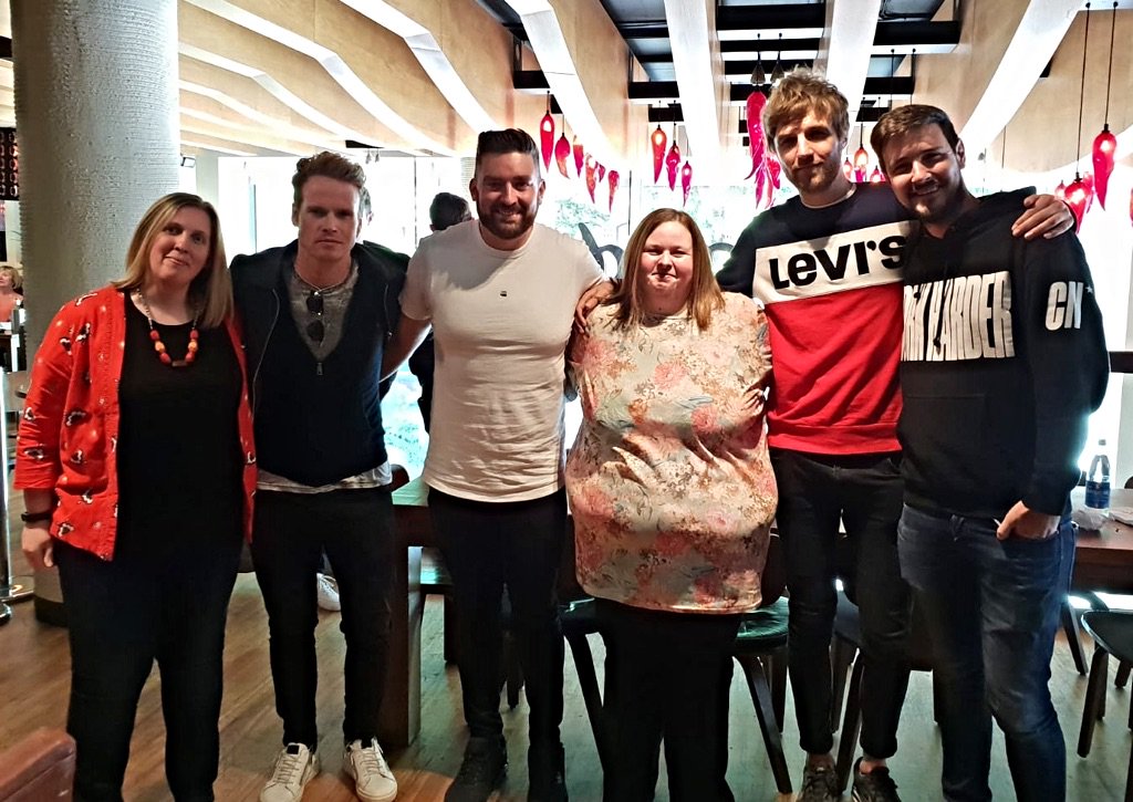 nettieg77's tweet photo. Happy Birthday @SteveKodaline. Was so lovely to meet you guys this afternoon, loved every minute of it, cant wait for the gig tonight now. Let's just pray that heavy rain clears off first! @Kodaline @Rons1982 https://t.co/jTieussGBS