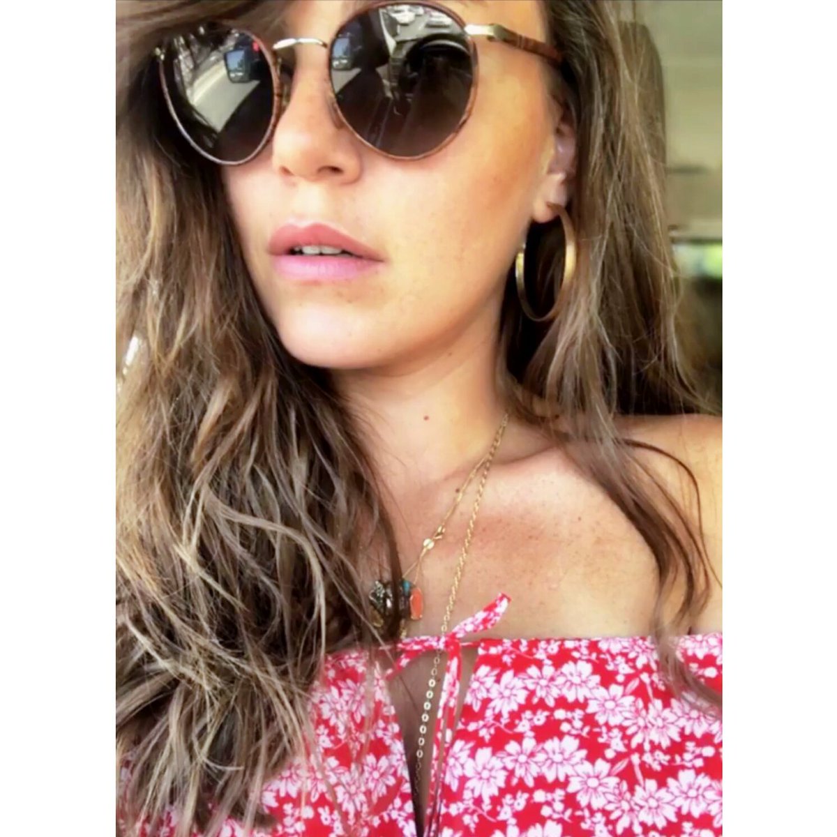 Muazzamm ❤
<a href="/AsliEnverResmi/">Aslı Enver</a>