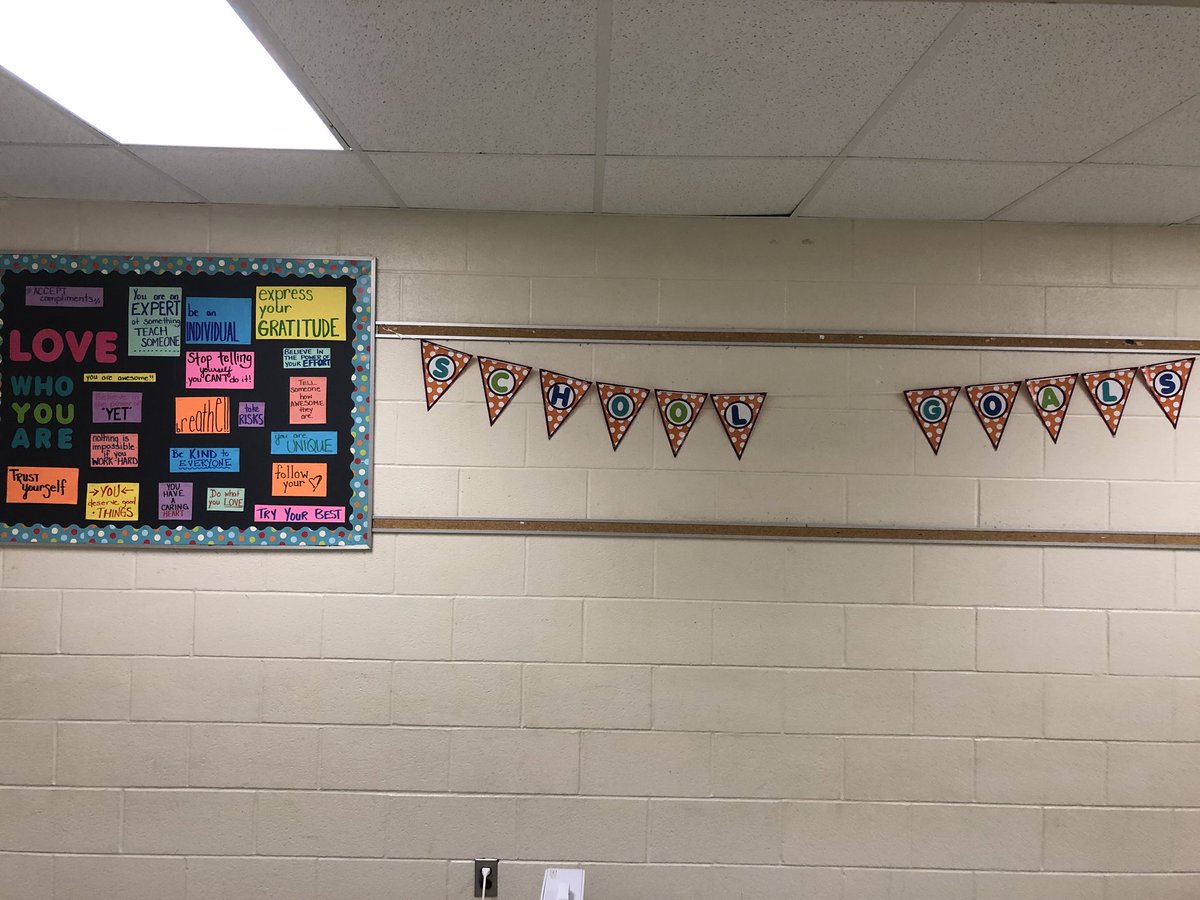 Mrs. Pye tweet media