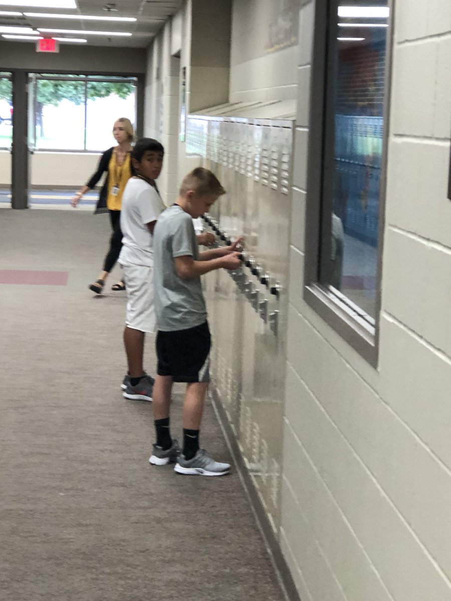 VickieMurillo's tweet photo. Who else remembers how difficult a middle school locker could be? I do! 🤷🏼‍♀️ #FirstDay4CBschools #WilsonMS https://t.co/3XJlvjgHI6