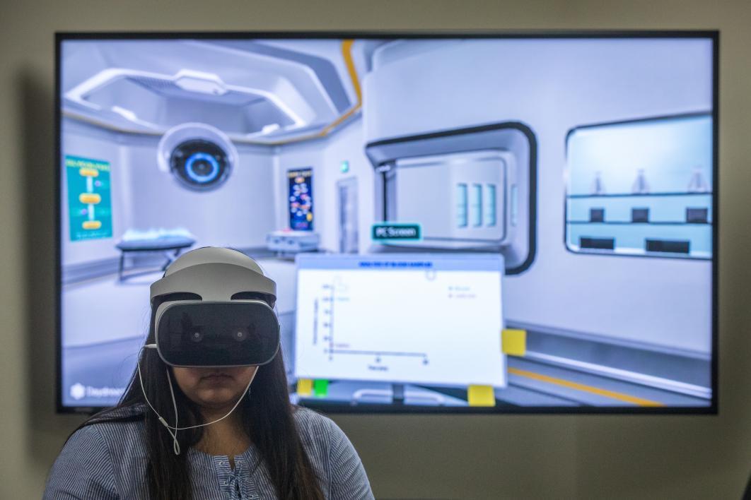 ASU's tweet photo. .@asuonline biology course first in the nation to offer a virtual-reality lab through a new partnership with @Google, @labster https://t.co/MaTvMxYTV0 https://t.co/5CVsVGCy3m