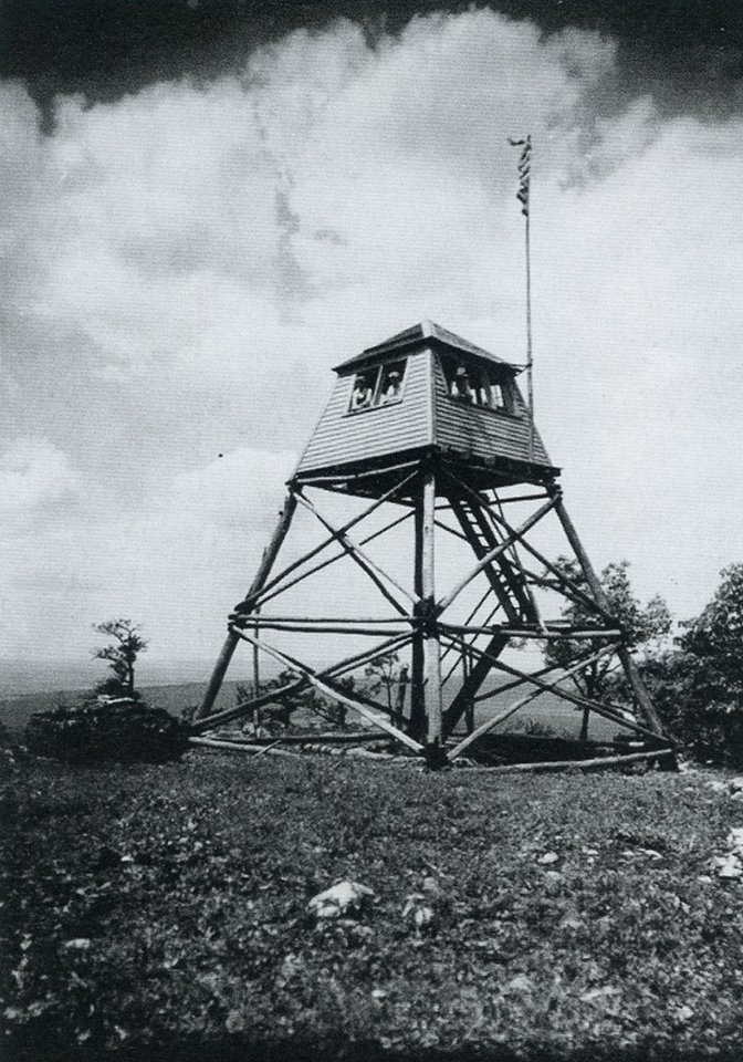 NewJerseyDEP's tweet image. #ThrowbackThursday This week we are taking you back to 1914 in Stokes State Forest. Pictured here is the wooden Normanook Lookout Tower, which was near present-day Culvers Fire Tower. It was constructed using materials milled from the nearby forest #NJ #StateForests 🌳