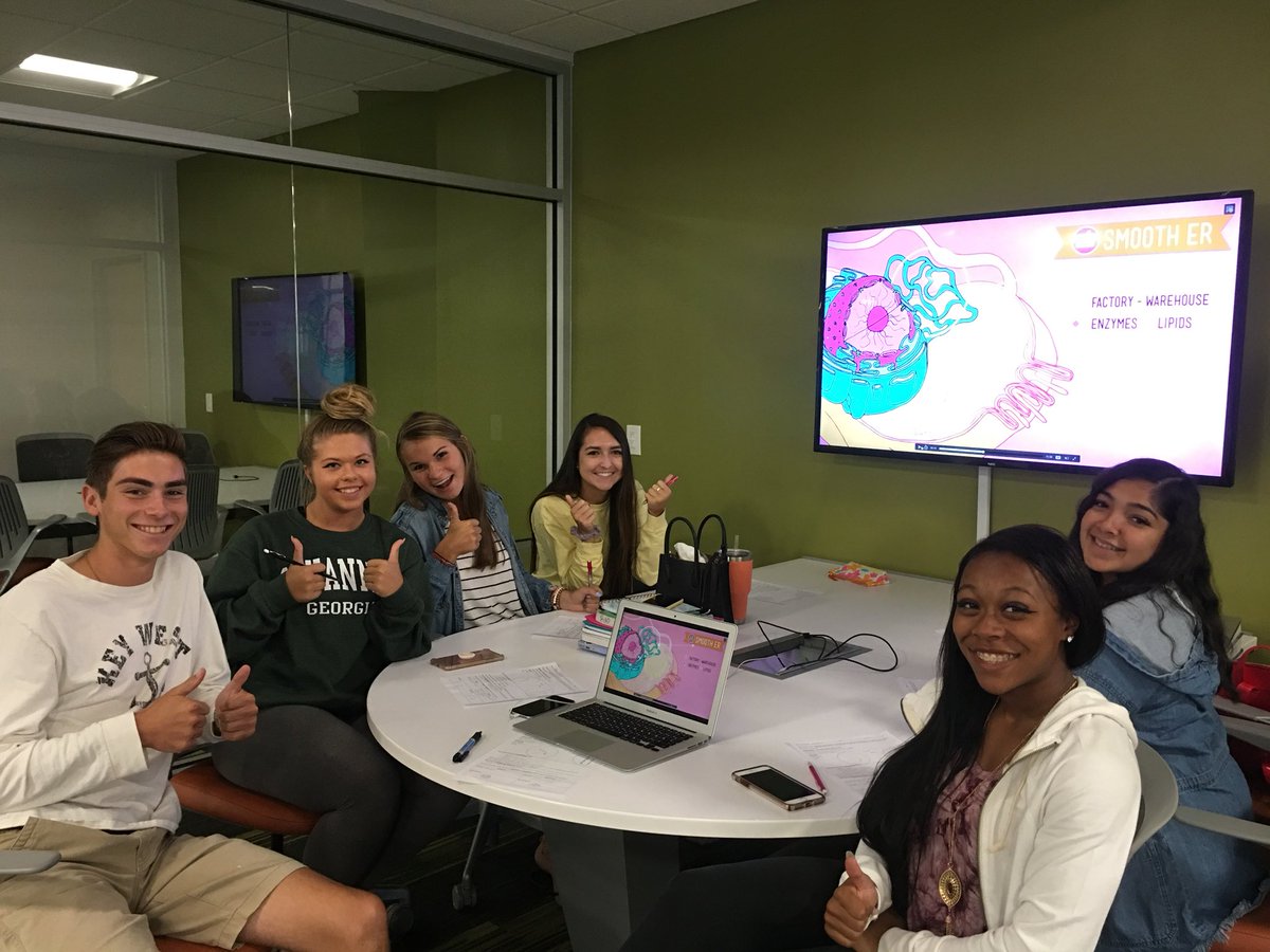 KimHaney13's tweet photo. Would you look at all the Collaborative learning!!!! #mht19 https://t.co/nFajqYfokk