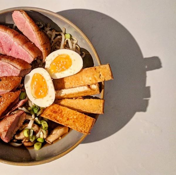 TradEggCo's tweet photo. Noodle night - if you like it, put an egg on it.
#ifyoulikeit #noodles #udon #freerangeeggs #freerangefamily https://t.co/UIqhamIbKd