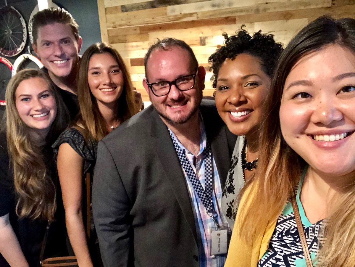 FriendWthWords's tweet photo. Comma. Semicolon. Period. When communicators get in a room together... Thanks to @intesacom for hosting @IABCSanDiego summer mixer. @Bridgepoint_Ed #CorpComm #teambuilding fun! #MyBPI #professionaldevelopment https://t.co/lis732aHTz