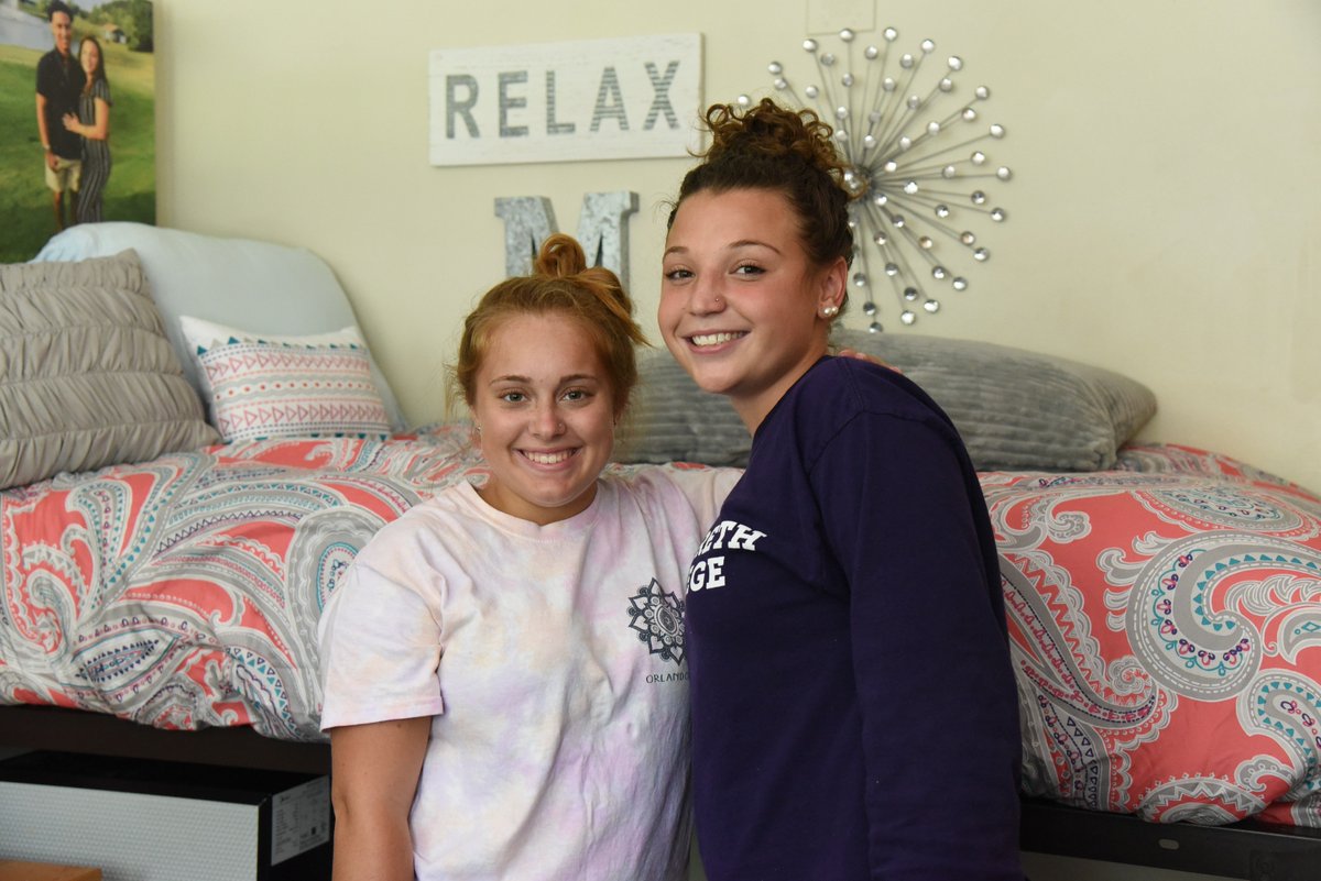 Nazuniversity's tweet photo. All moved in and still going strong! https://t.co/hQOWtRSpKy