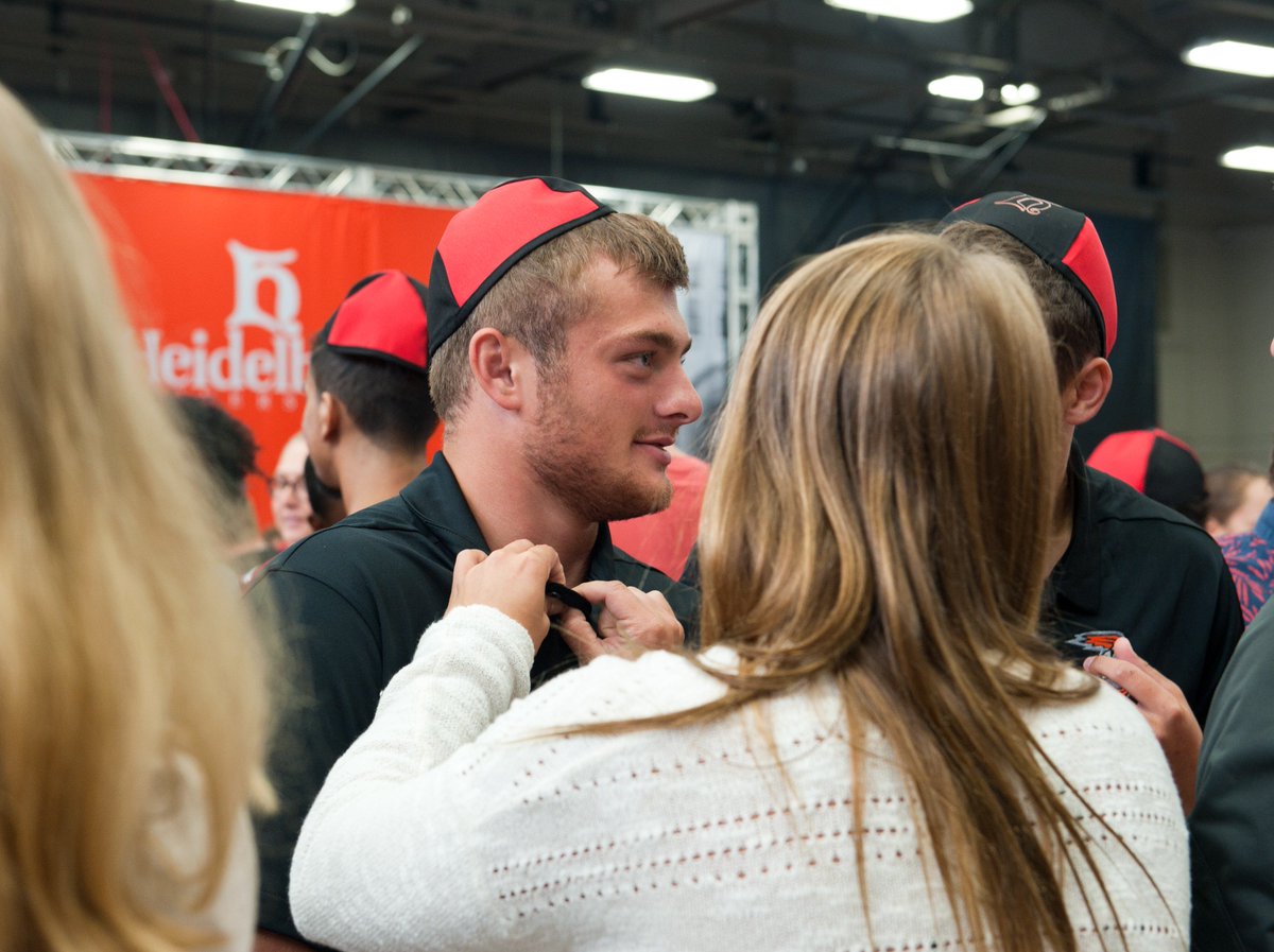 Welcome to the Class of 2022! 

Rebecca E. Shope, '04, delivered remarks at Opening Convocation, while each first-year student received their Heidelberg beanie and pin from an upper-class student.