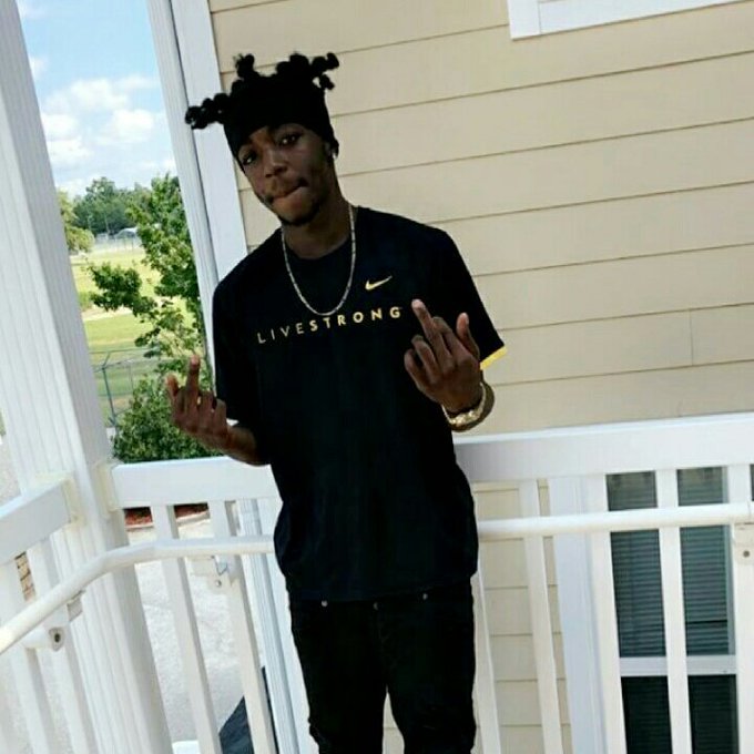 #NewProfilePic https://t.co/jOEiT4BB4H<a href="/tag/newprofilepic"class="tags">#NewProfilePic</a>