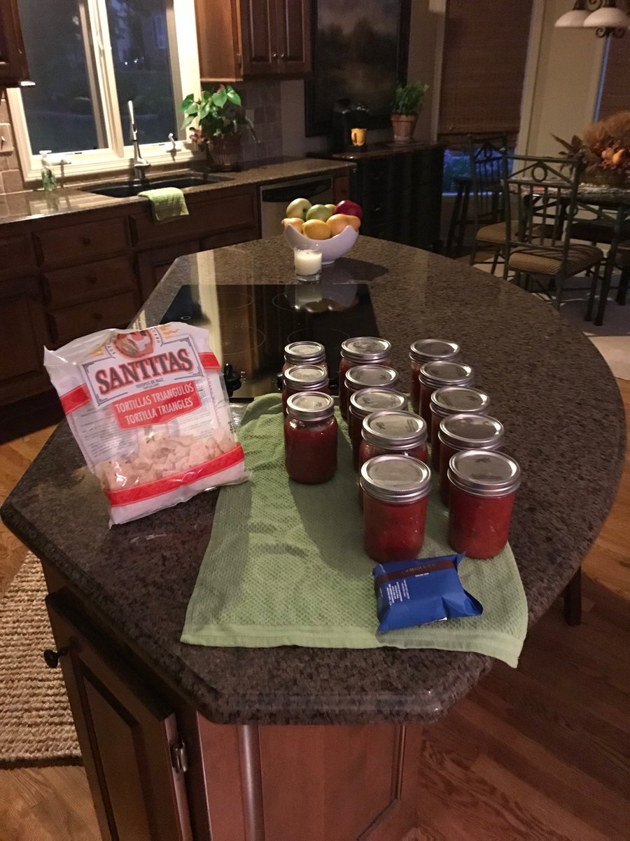 FreebernRick's tweet image. Made my own Lucky salsa Redbirds last night and it worked. Go Birds