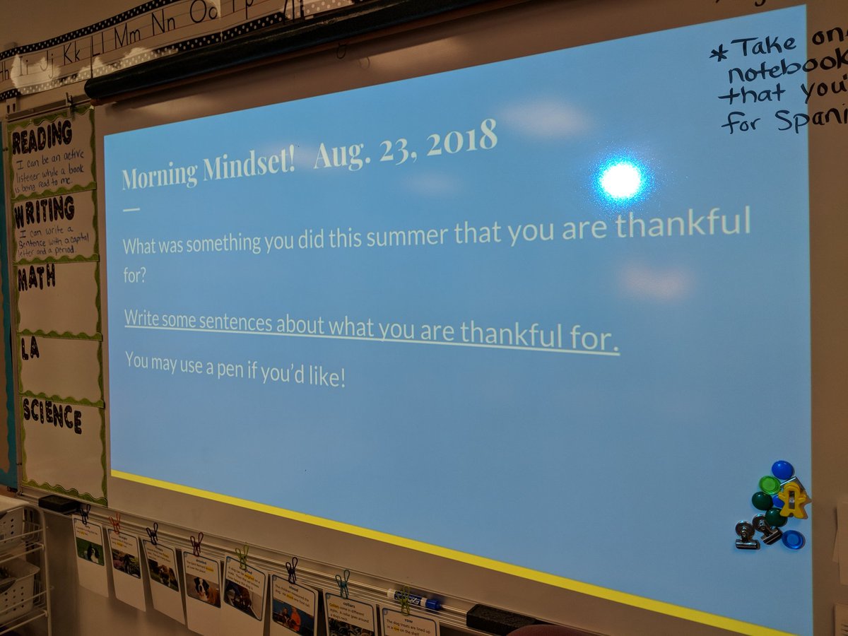 meganwarwick12's tweet photo. What better way to start off the year?! Some gratitude writing for morning mindset! #vanmeter https://t.co/eCfeaP0jaR