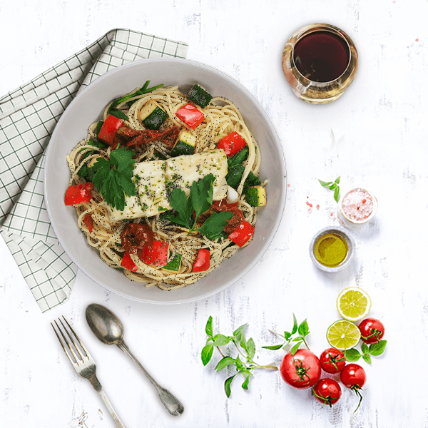 eatzestuk's tweet photo. Have you tried our Roast Citrus Hake? Fresh, tasty and under 400 cals ✅ 
To shop all our meals &amp; more head to 👉🏼 https://t.co/76CJatzOwG https://t.co/czqJOiWNZv
