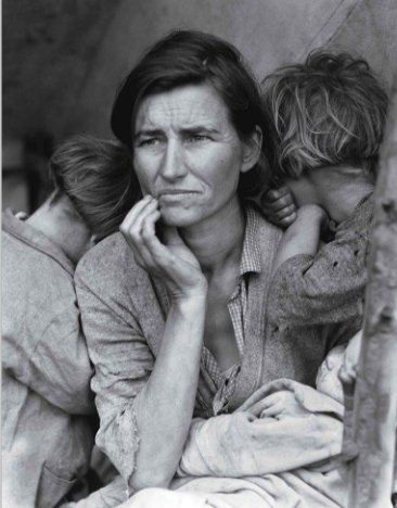 _bauerhaynes's tweet photo. This popular image has had a large impact on the world. It was taken during the Great Depression. It was taken by to show the impact and cost it had on people at this time. The women in this picture had to sell her car tires to provide food for her and her family @ginatheteacher https://t.co/VlTSI8ViRc
