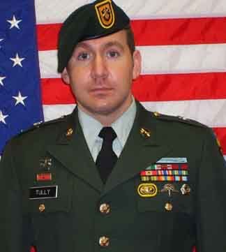 op_hawkeye's tweet photo. 8.23.2007 ~ SFC Michael Tully 🇺🇸

#OpHawkeyeRemembers #MichaelTully #USMC #82ndAirborne #1stSFG #SOFmedic #BronzeStar #PurpleHeart #RangerTab #DeOppressoLiber

📜 https://t.co/LZeS0JbWSz
📰 https://t.co/xSvhoJVv8B
📰 https://t.co/oo4rHSMF9v
🎨 https://t.co/MbDU6W5lG6 https://t.co/VrdkTCwuYR