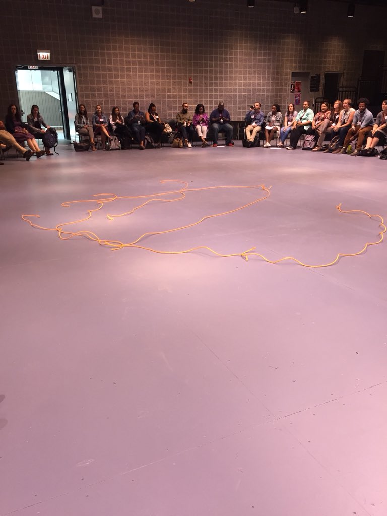 AskAndreaHite's tweet image. Glad we were able to come together with the rest of the faculty &amp;amp; staff to think &amp;amp; learn about @uchicagolab’s #OneSchool mission. #LabLearns #LabExtendedDay #TeachingFellows1819 #experientialearning