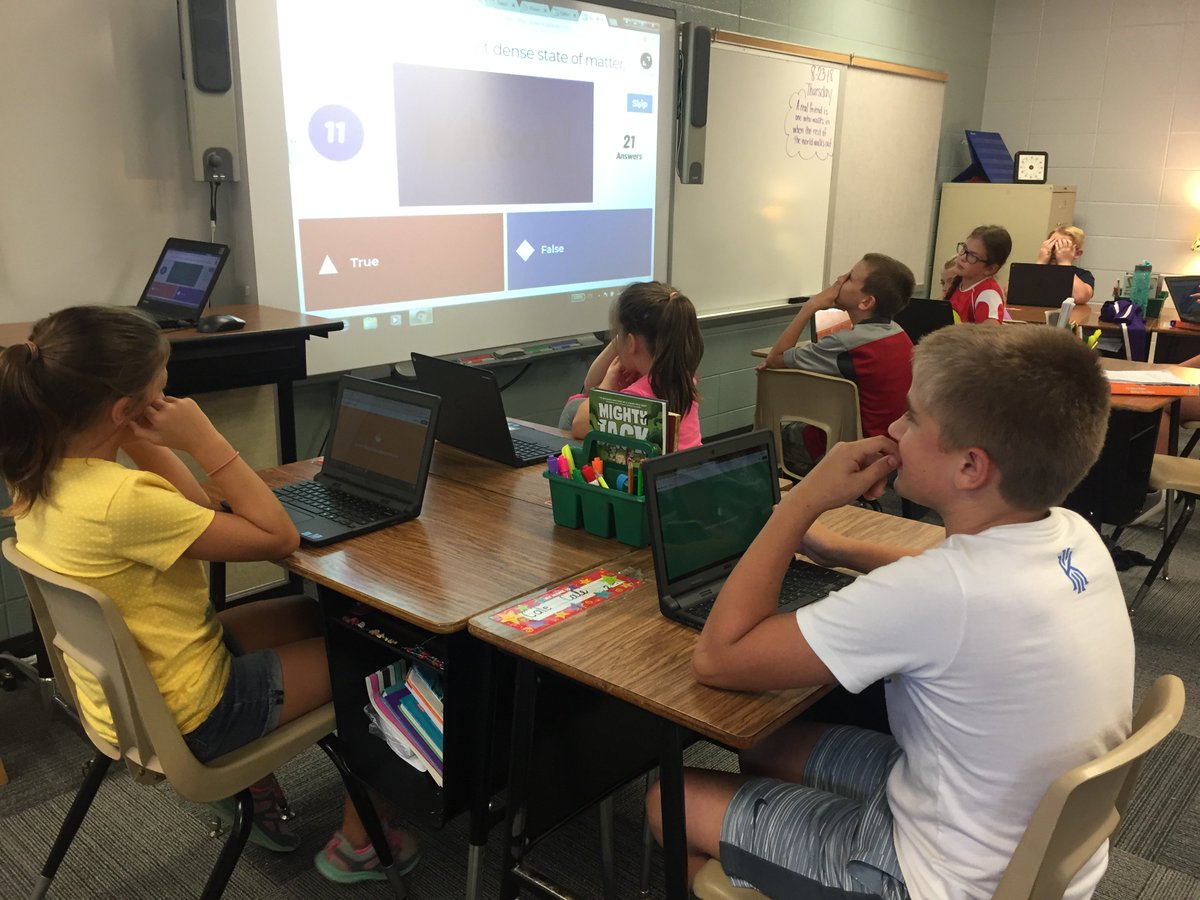MrsShannonNMES's tweet photo. Reviewing Matter's Structure by playing a round of #Kahoot before our quiz! https://t.co/78AYMqQtjT