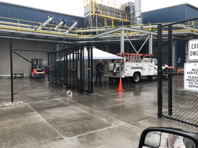 JammerDoors's tweet photo. Jammer Doors will start &amp; finish any job, rain or shine! https://t.co/KQV6c9Xcuh
