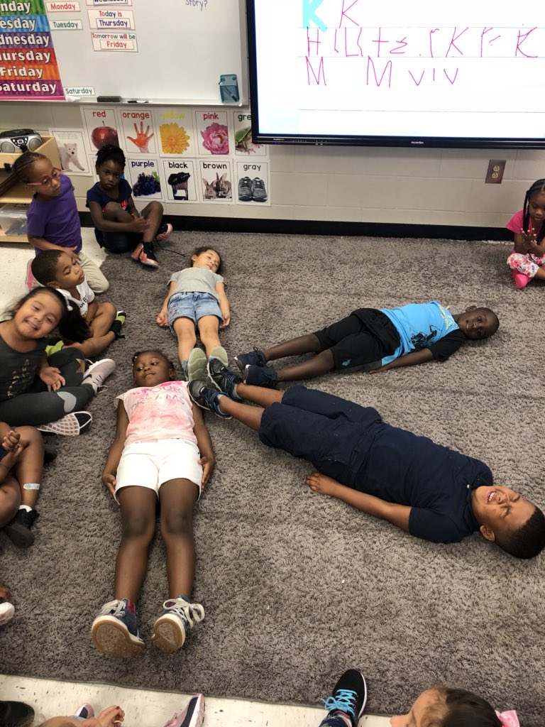 danniem720's tweet photo. Ss working together to understand, recognize, and analyze stick letters so they could make them with their bodies! Some great conversations were happening during this activity! #cobbearlyliteracy #ClarkdaleChampions https://t.co/CNx3OKQaFg