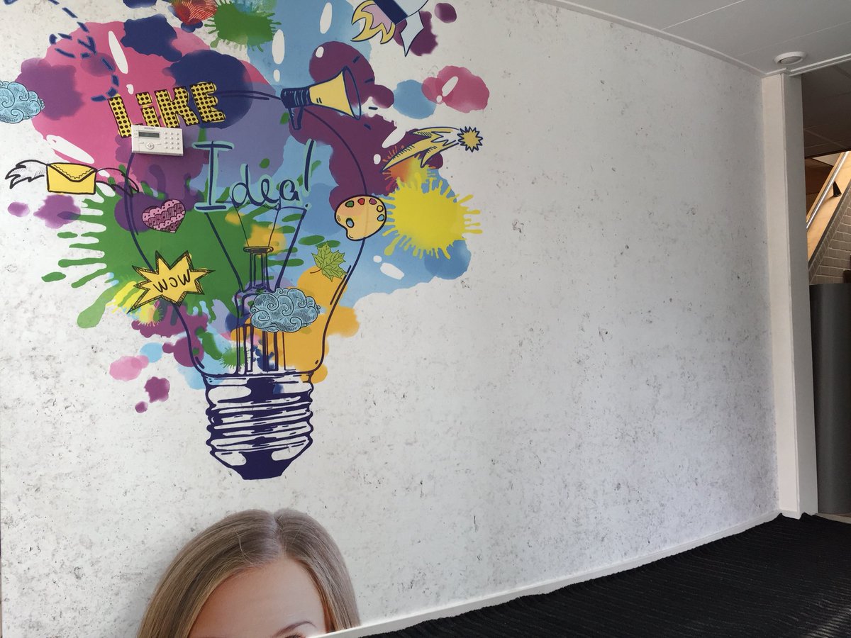 boostreclame's tweet photo. Gave textielbehang geplaatst bij de gerenoveerde basisschool OBS De Kyckert in Wateringen! https://t.co/z0i17oHBcH