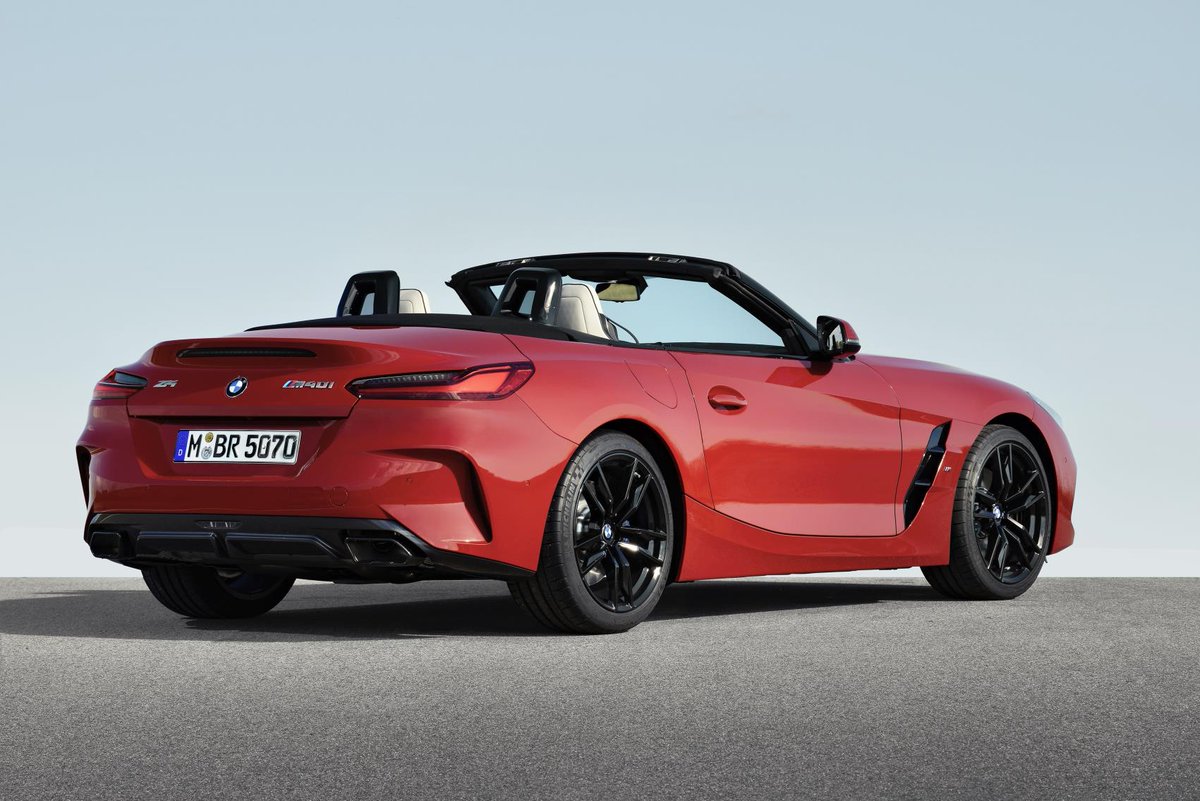 DriveAndRideES's tweet photo. El nuevo BMW Z4 BMW presenta la exclusiva ‘First Edition’ del nuevo deportivo descapotable en Pebble Beach #BMW #BMWZ4 #Z4 #PebbleBeach #PebbleBeachConcours @BMW @BMWEspana @PebbleConcours https://t.co/AldB9nbYoF https://t.co/fE0mPfjc5Z