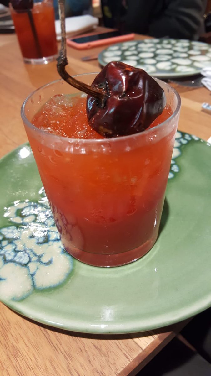 copasycorchos's tweet image. Deliciosa visita a @cascabel_cdmx con la chef @lulachef. Iniciamos con un delicioso cóctel #ParkPlazaExperiences #Cookingexperience en @parkplazamx