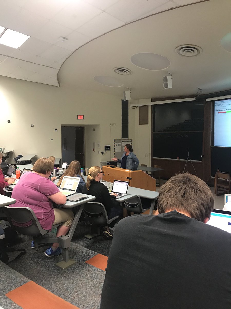 donlin_trish's tweet image. Colors of data @jill_jebersol  fantastic #WSDTechSummit #Teach4Me