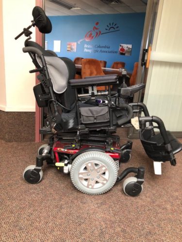 SCI_BC's tweet image. Hot #SwapNShop Item! Feast your eyes on this attractive Quantum Q6 Edge #wheelchair for sale. This new ride could be yours to cruise around in but act quickly. An offer like this won't last forever. ow.ly/chH530lvaSK