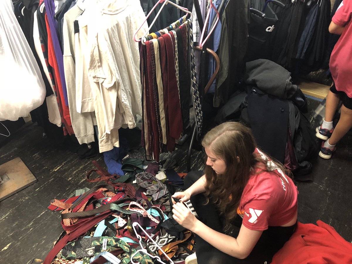 #YVC teens worked at Mariners Inn and organized the donation closet. Great work! #SummerOfService #BeTheChange
