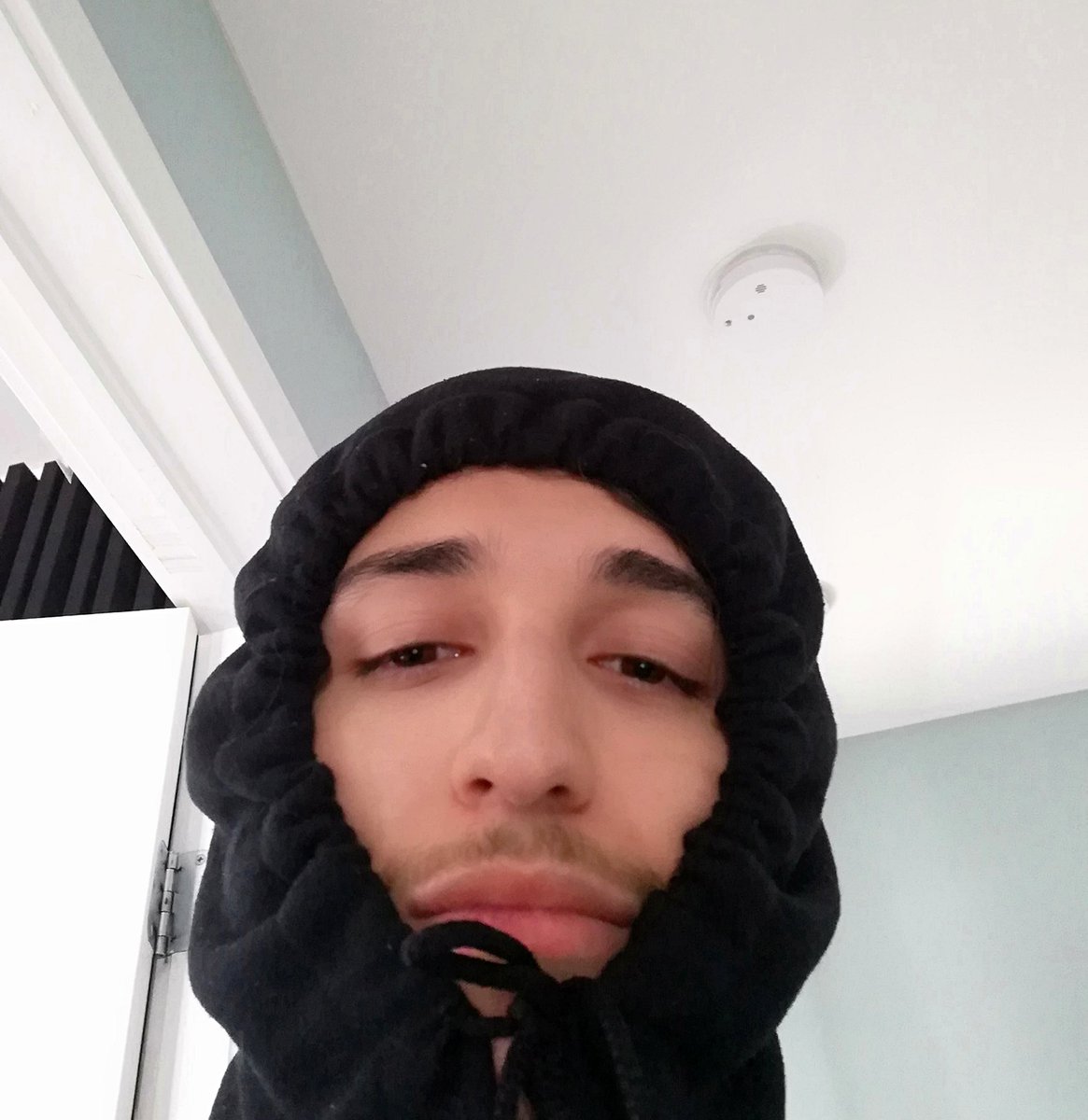 MahdiBa_'s tweet image. Salut