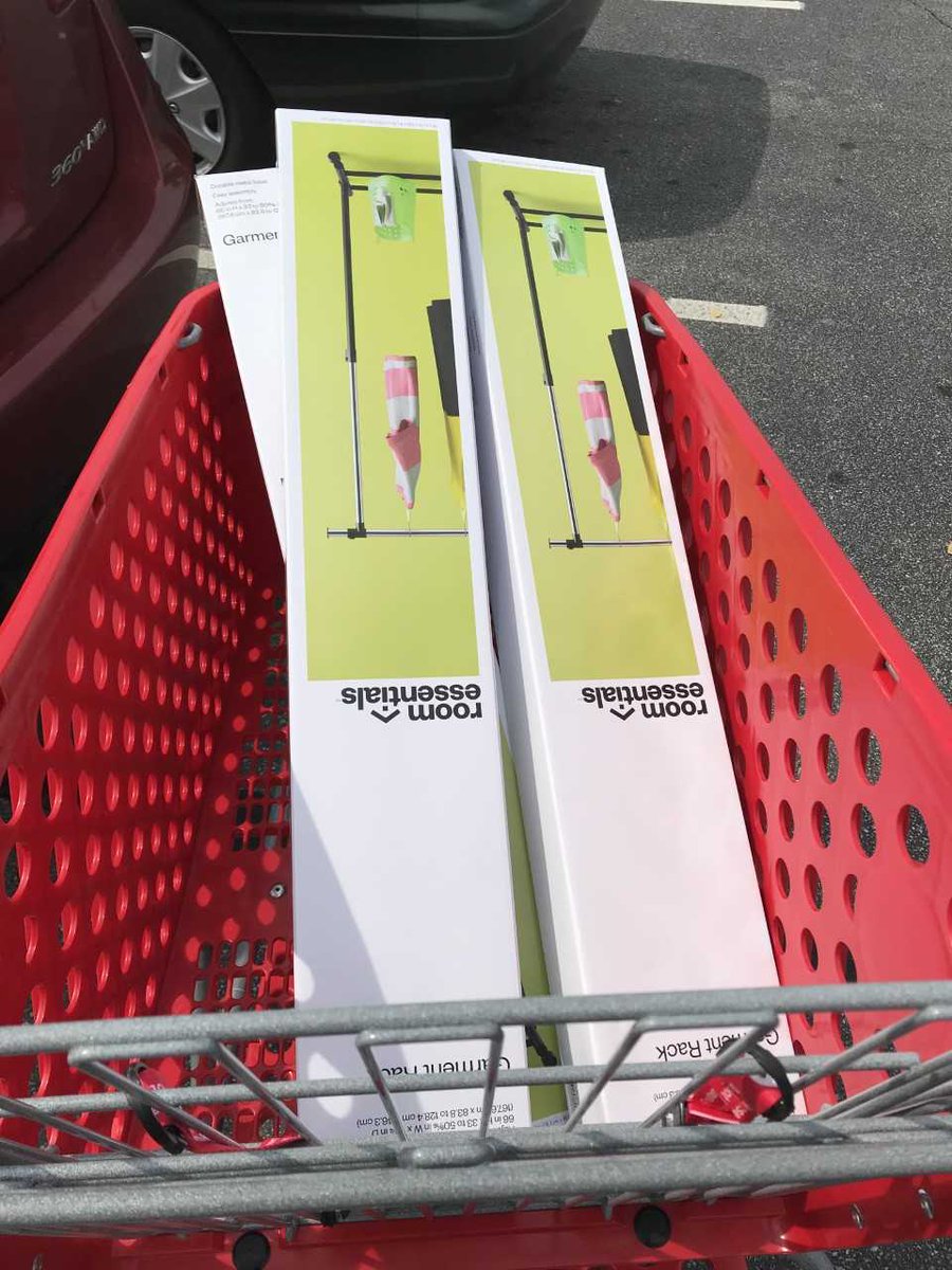 gaSSWAG's tweet photo. Bryant Elementary in Cobb County is in the process of creating a uniform closet for their students experiencing financial hardships. The Target on Austell Road donated three brand new garment racks for all of the donated clothing items. Thank you Target! #Target #sswagrocks https://t.co/hTuIKakP8L
