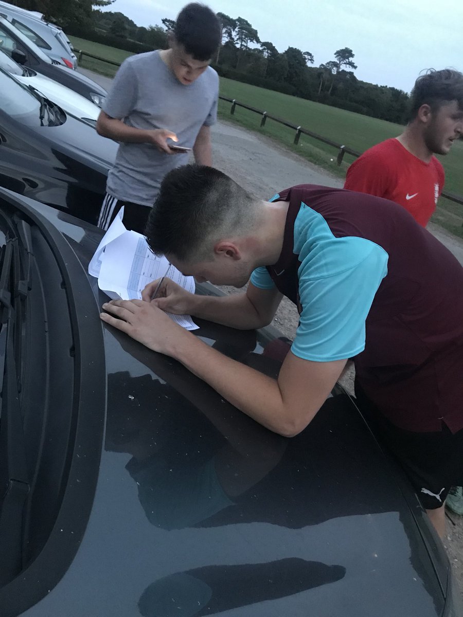 SigncraftFC's tweet photo. Would like to welcome 3 new fresh faces. @Jordan6Taylor_ @_JordanBrown97 @bradleycrtn Last pre season game on Saturday. Can’t wait to get started #UpTheCraft https://t.co/rBPltXj6Tr